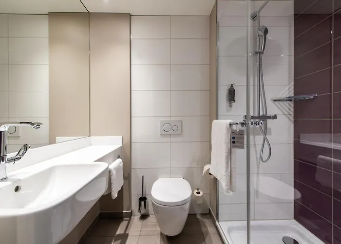 Hotel Premier St. Pauli 3*